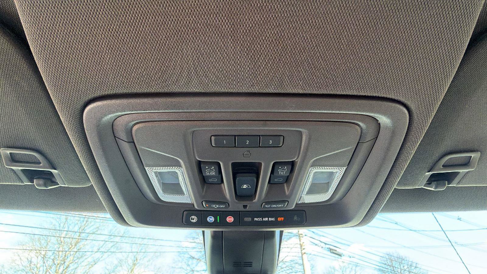 Used 2019 GMC Sierra 1500 SLT w/ SLT Premium Plus Package image 27