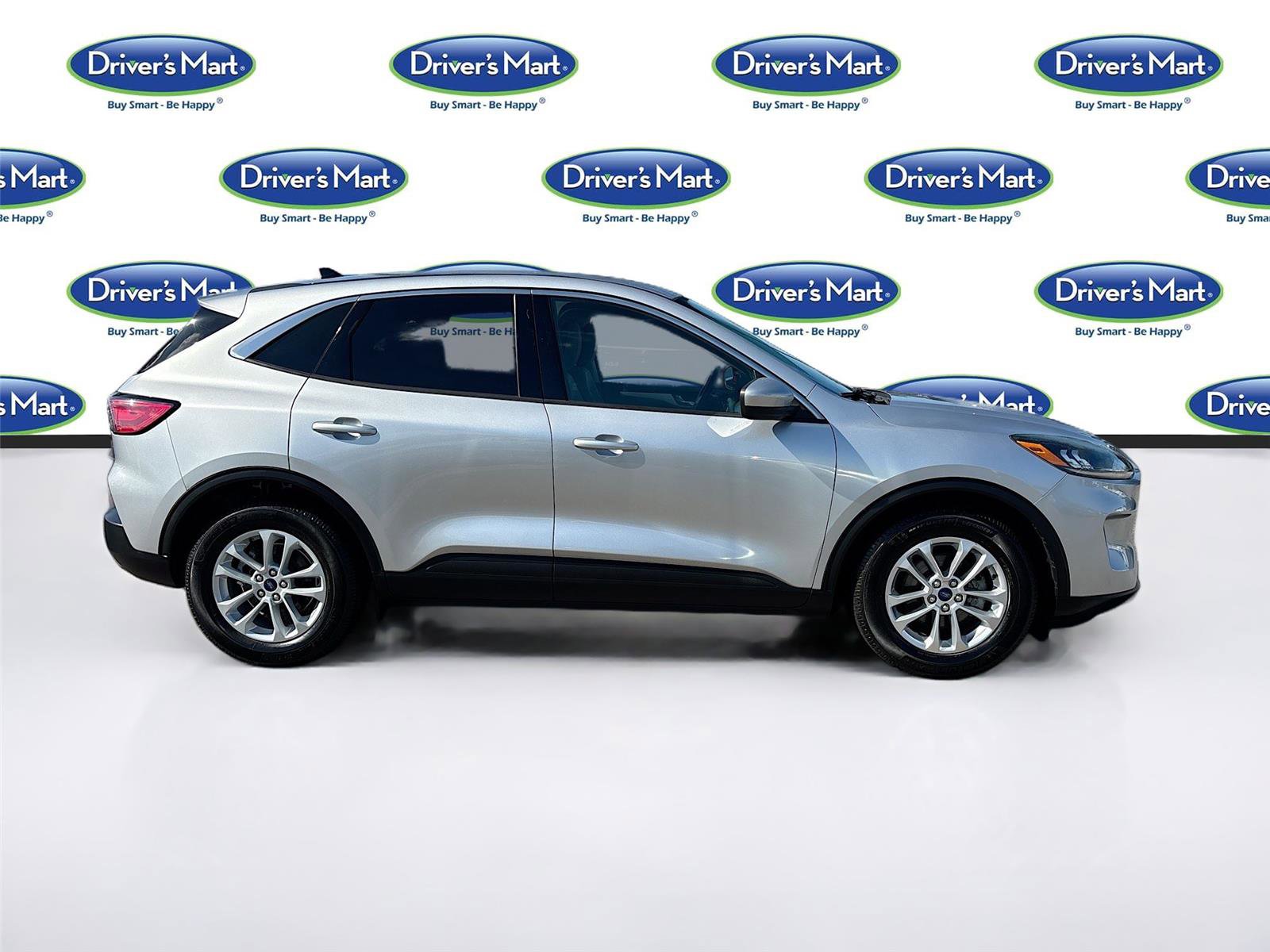 Used 2020 Ford Escape SE image 8