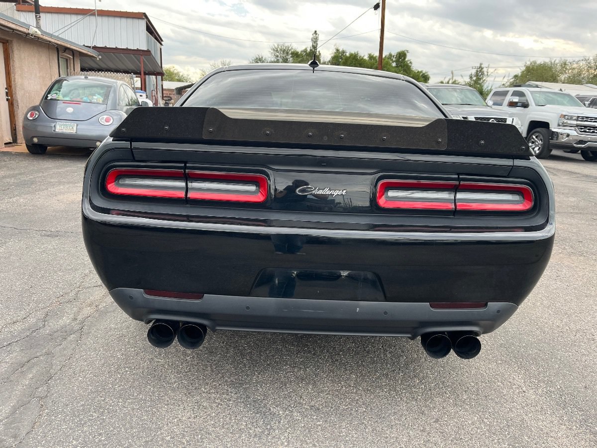 Used 2015 Dodge Challenger R/T Scat Pack w/ Leather Interior Group RWD image 6