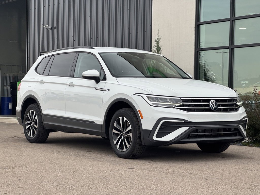 Used 2022 Volkswagen Tiguan S image 4
