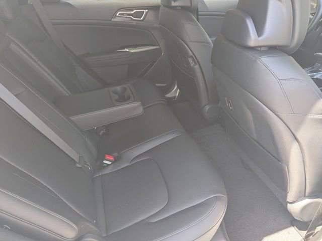 Used 2026 Kia Sportage EX FWD image 14