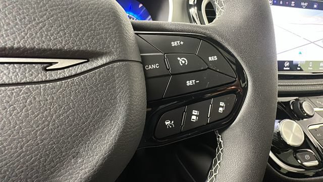 New 2027 Chrysler Pacifica Limited w/ S Appearance Package AWD/4WD image 28