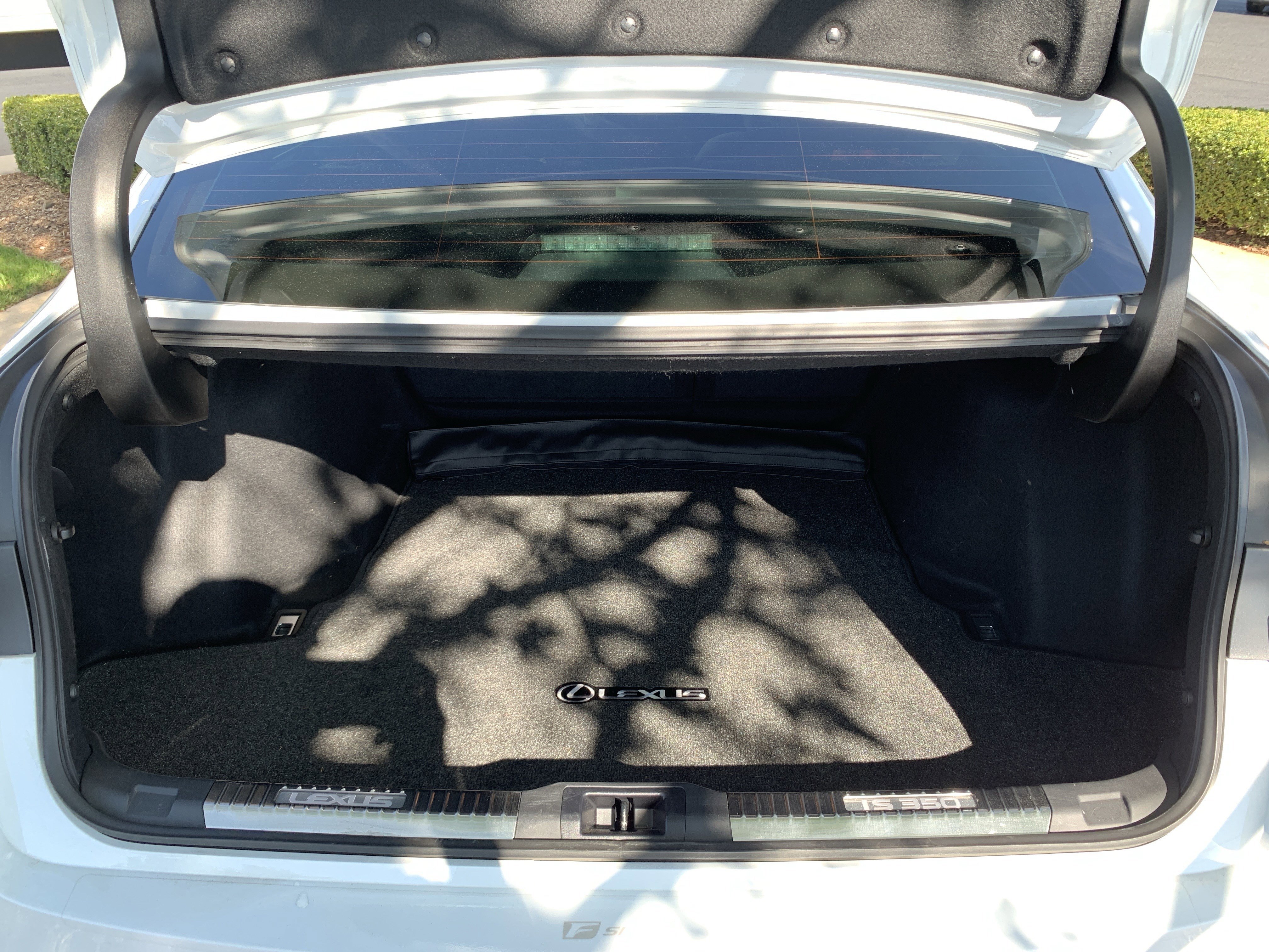 Used 2024 Lexus IS 350 F Sport w/ Navigation Package image 34