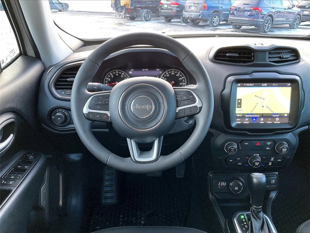 Used 2023 Jeep Renegade Latitude image 17