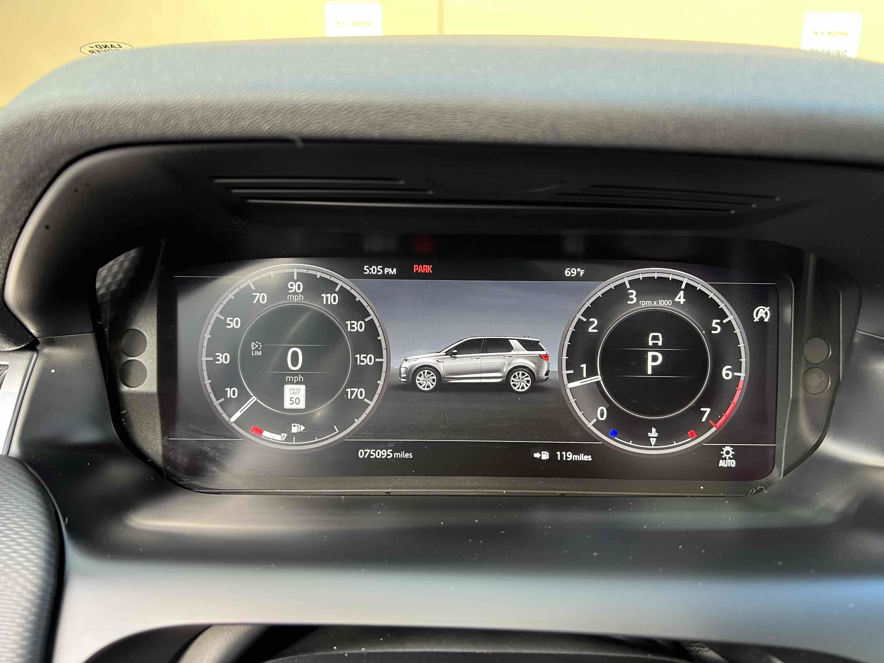 Used 2020 Land Rover Discovery Sport S R-Dynamic AWD/4WD image 7