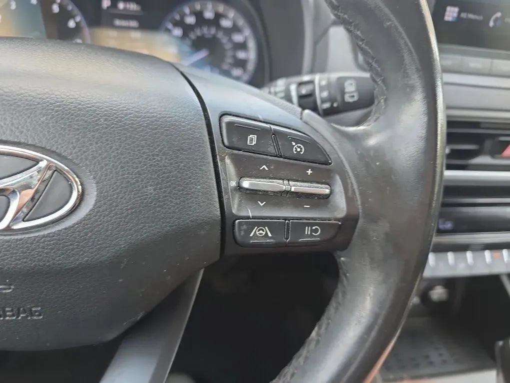 Used 2022 Hyundai Kona SEL w/ Convenience Package FWD image 20