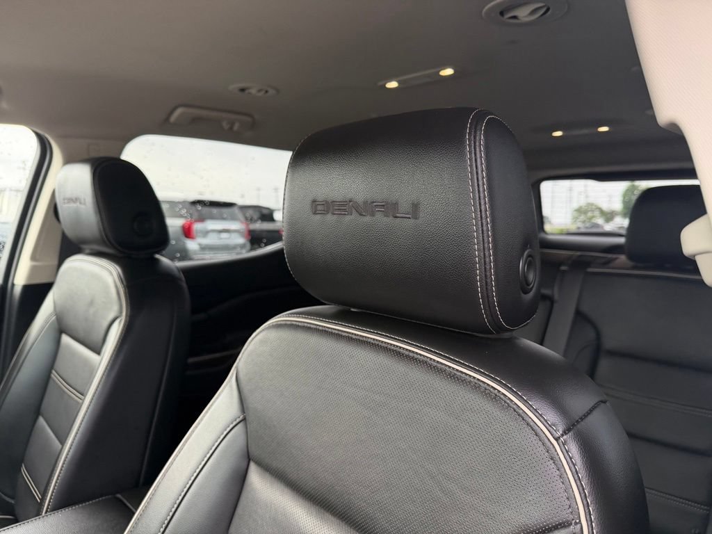Used 2023 GMC Acadia Denali FWD image 12