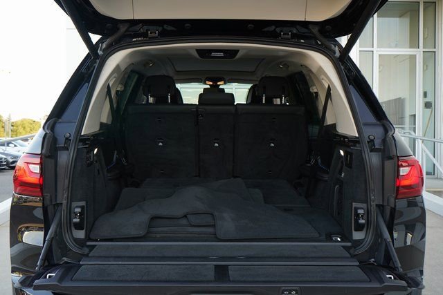 Used 2021 BMW X7 xDrive40i w/ Premium Package image 8