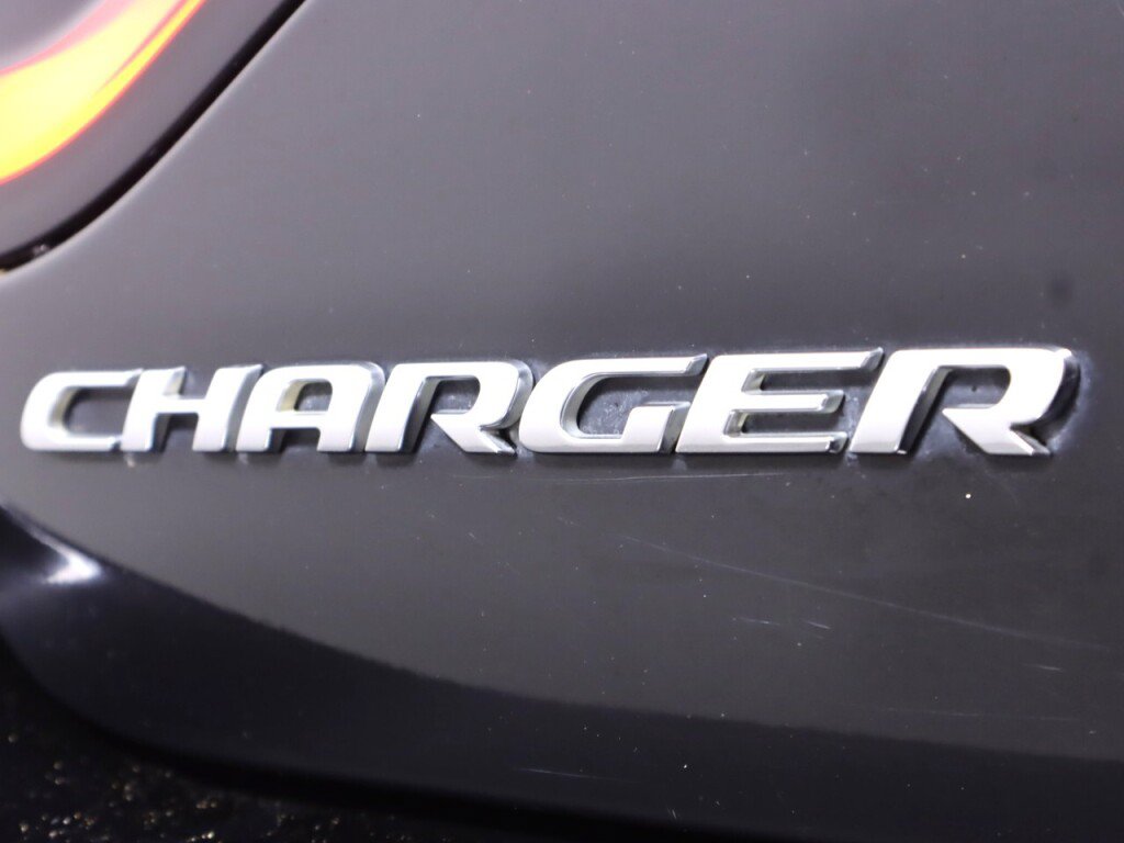 Used 2016 Dodge Charger SE w/ Popular Equipment Group RWD image 31