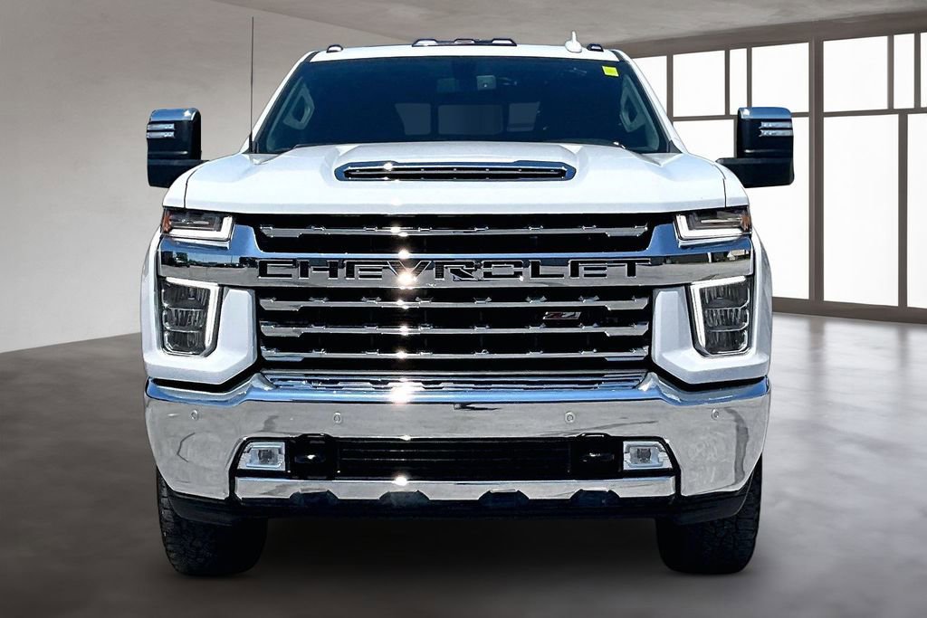 Used 2022 Chevrolet Silverado 2500 LTZ w/ LTZ Plus Package AWD/4WD image 2