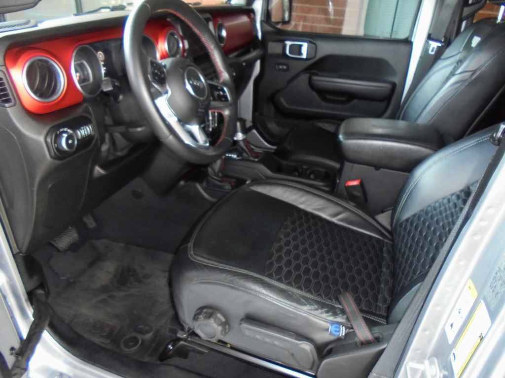 Used 2018 Jeep Wrangler Unlimited Rubicon AWD/4WD image 7