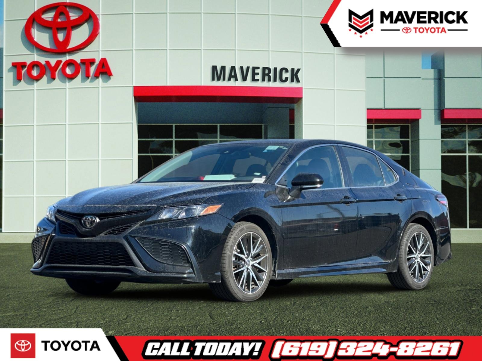 Used 2024 Toyota Camry SE image 1