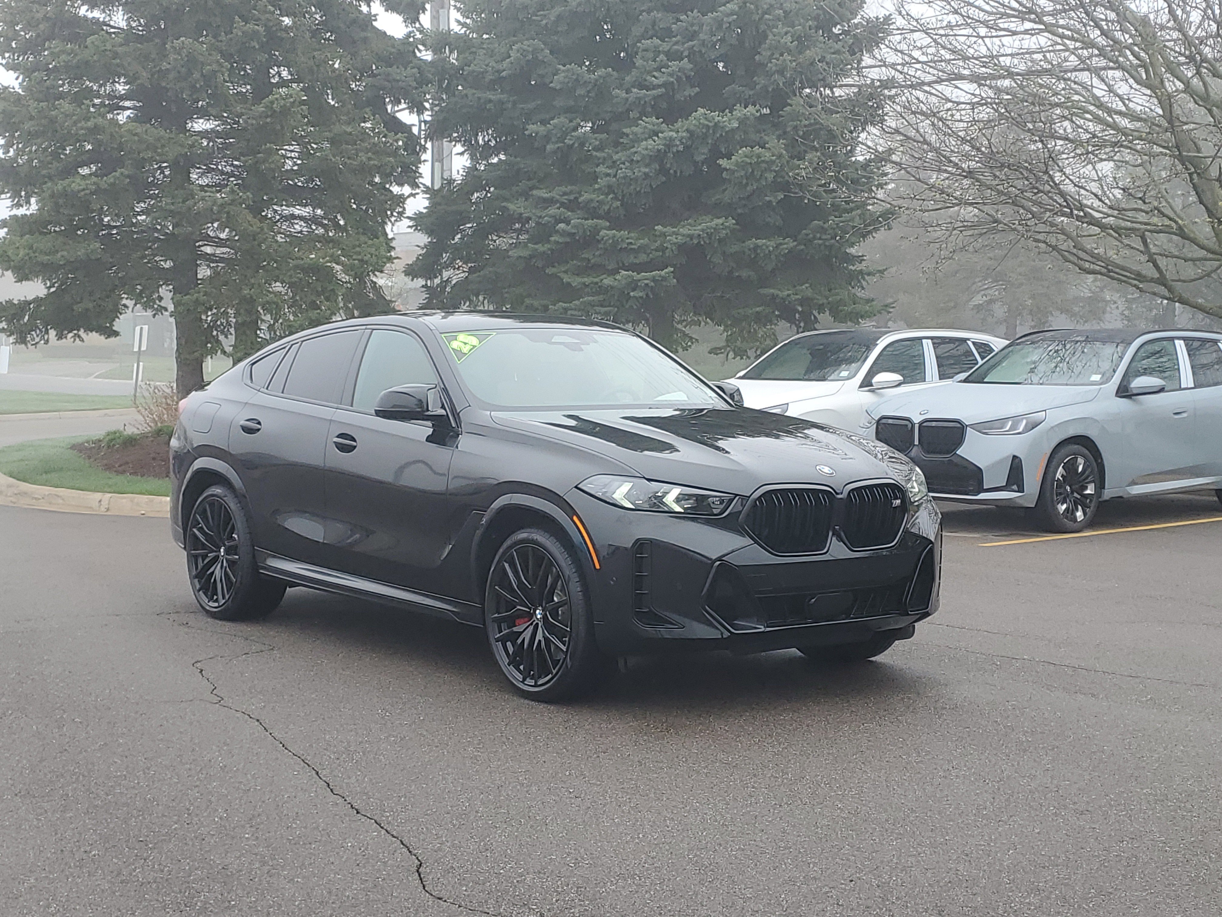 Certified 2025 BMW X6 M60i w/ Climate Comfort Package image 4