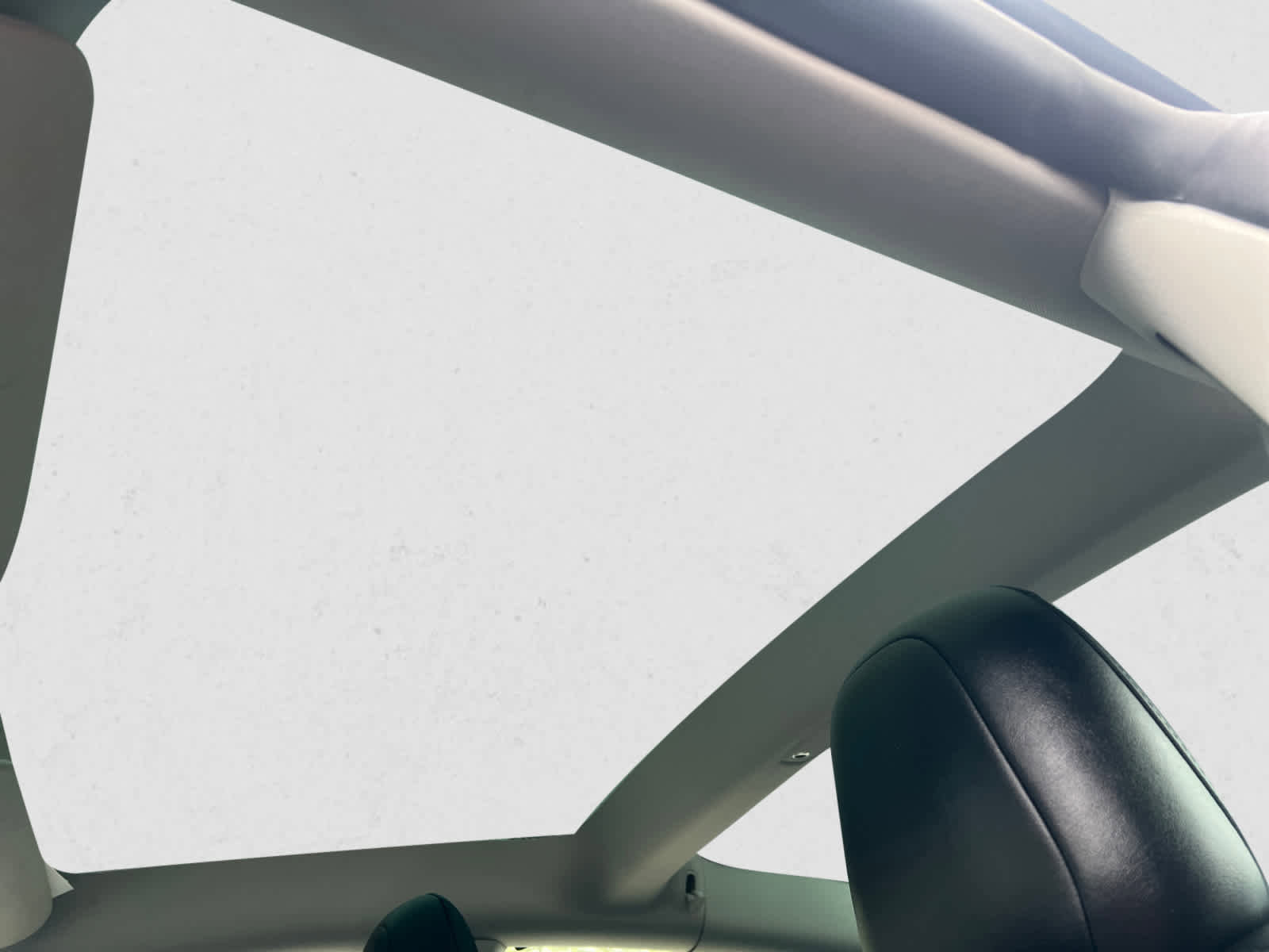 Used 2023 Tesla Model 3 Performance image 18