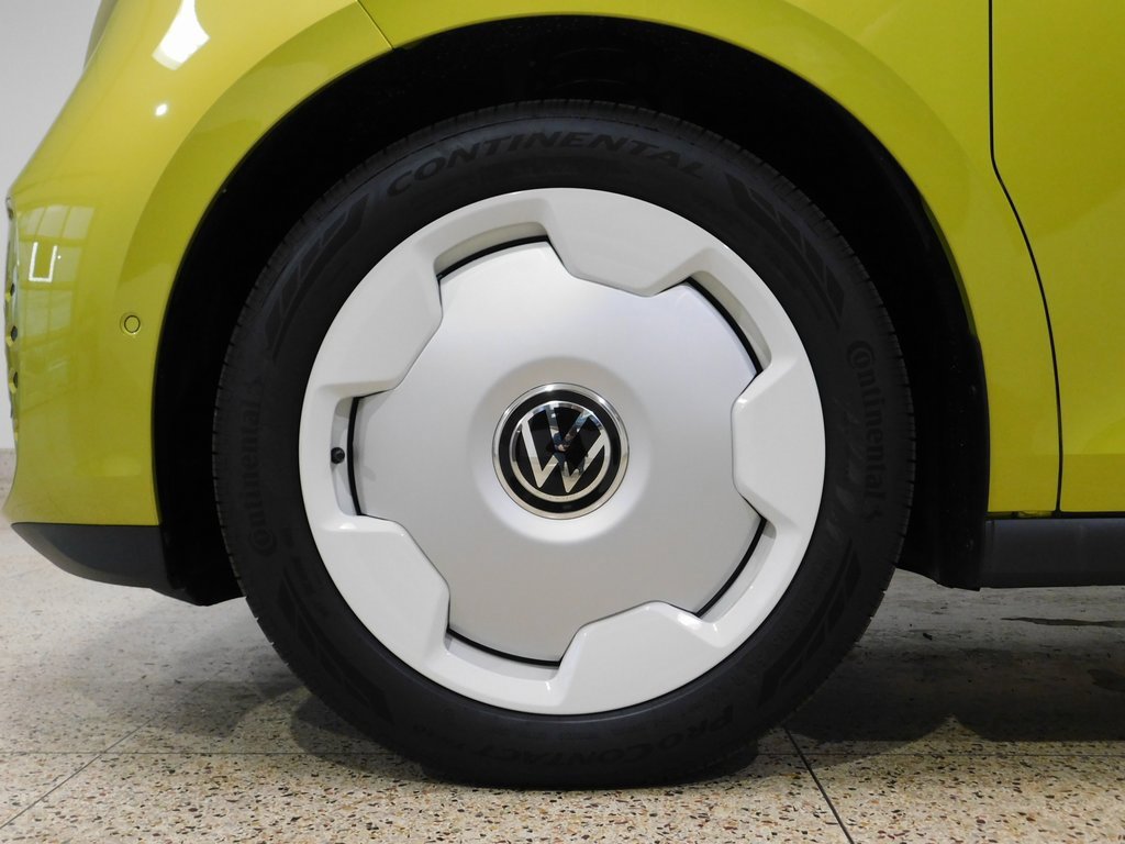 Used 2025 Volkswagen ID. Buzz 1st Edition image 24