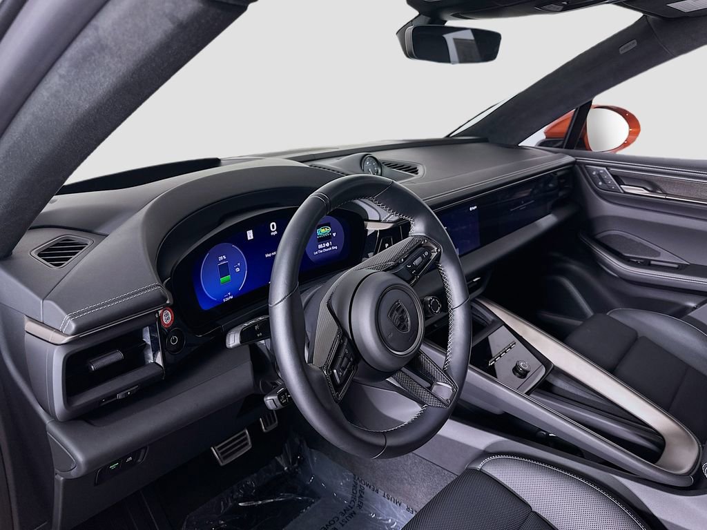 New 2024 Porsche Macan Turbo Electric image 4