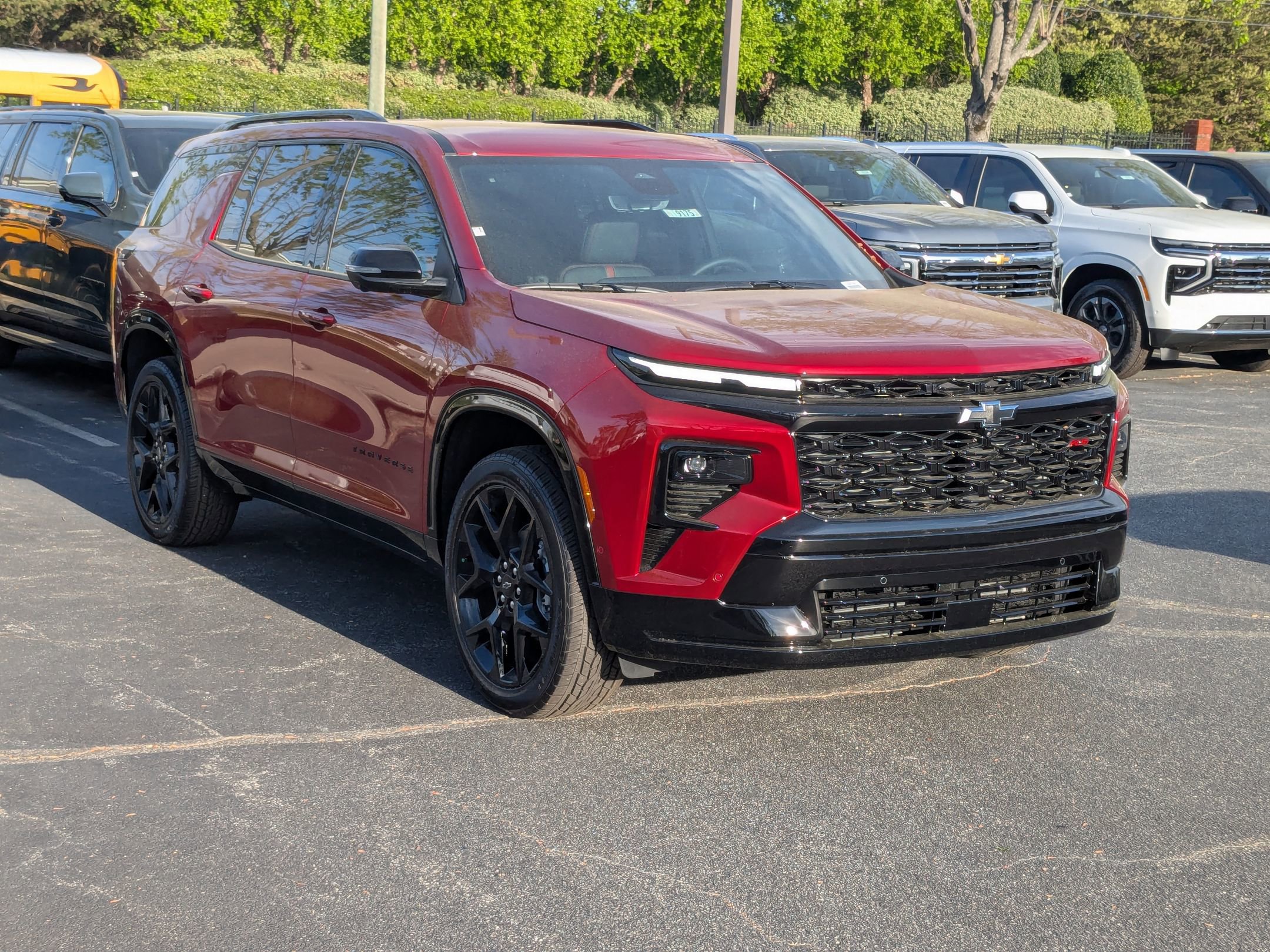 New 2026 Chevrolet Traverse RS FWD image 2