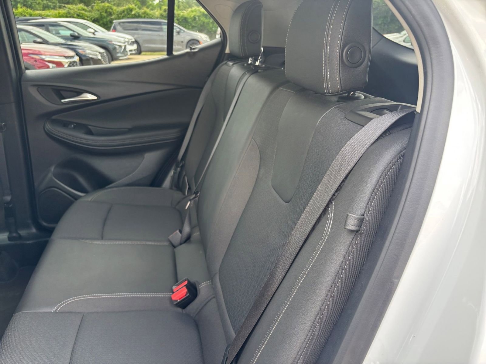 Used 2025 Buick Encore GX Preferred FWD image 24