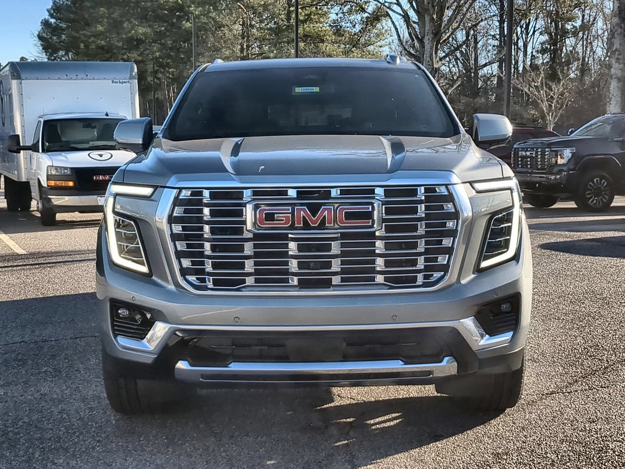 Used 2026 GMC Yukon XL Denali w/ Sun & Power Step Package AWD/4WD image 3