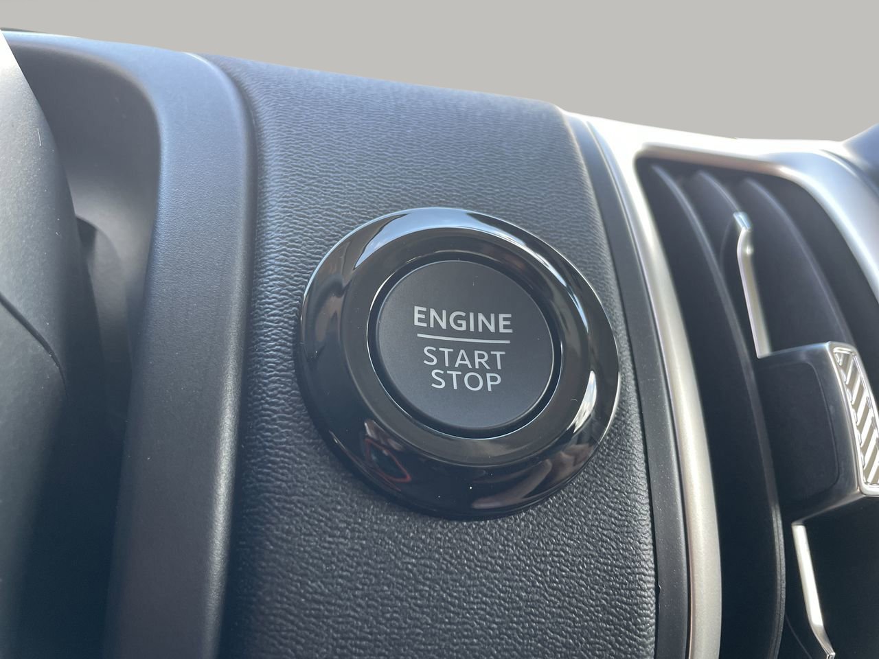 New 2026 Ford Expedition Active RWD image 32