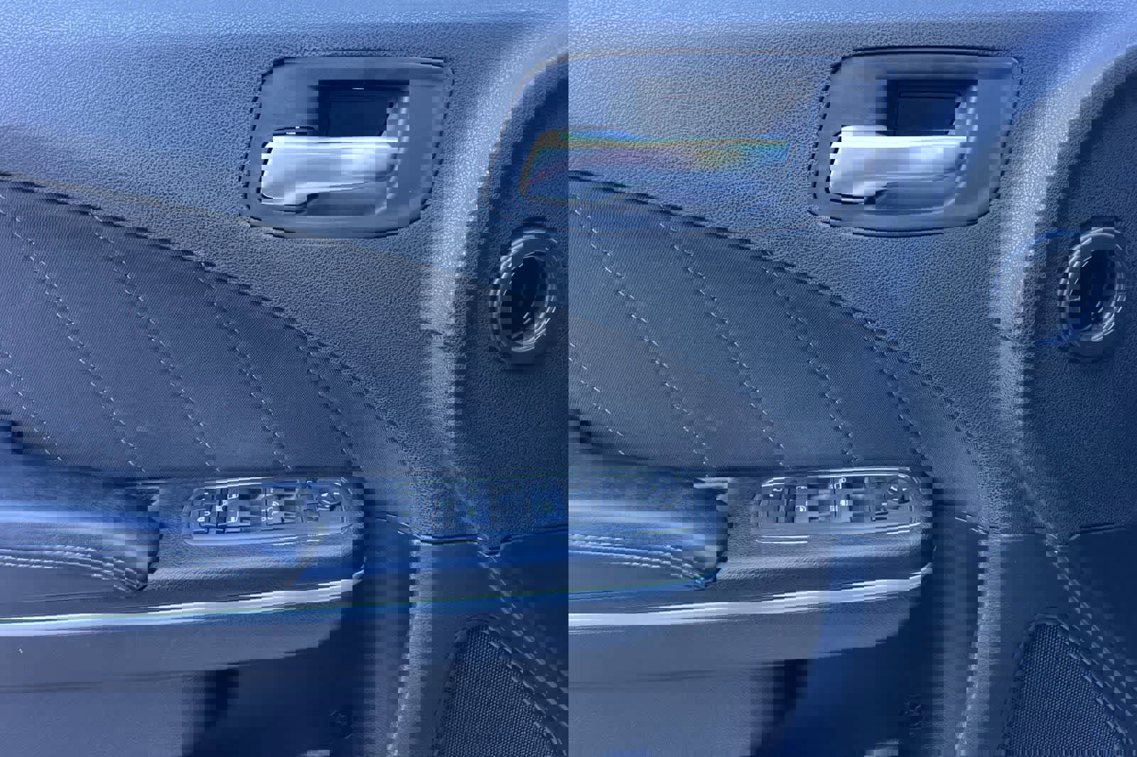 Used 2022 Dodge Charger R/T w/ Performance Handling Group image 15