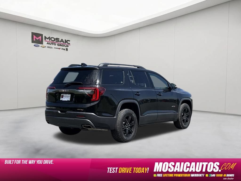 Used 2023 GMC Acadia AT4 w/ Technology Package AWD/4WD image 7