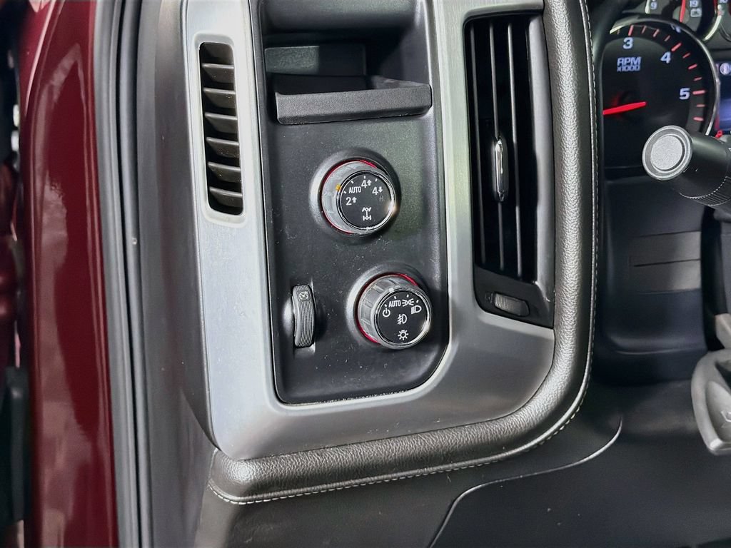 Used 2014 GMC Sierra 1500 SLE w/ SLE Value Package AWD/4WD image 10