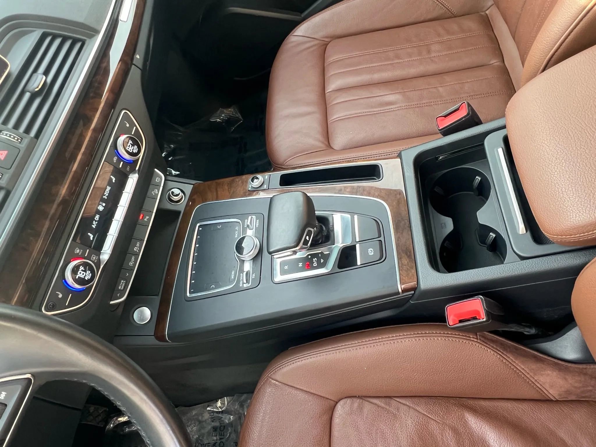 Used 2018 Audi Q5 2.0T Premium Plus w/ Premium Plus Package image 26