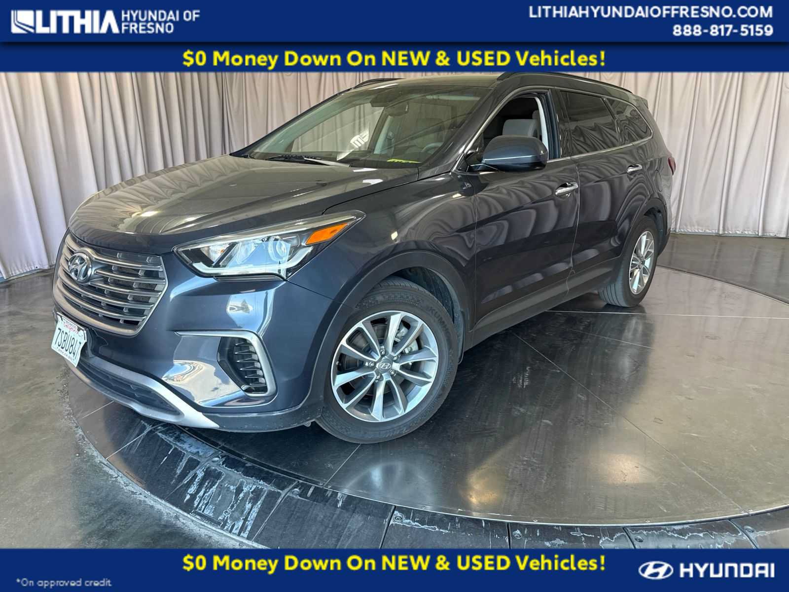 Used 2017 Hyundai Santa Fe SE FWD image 1