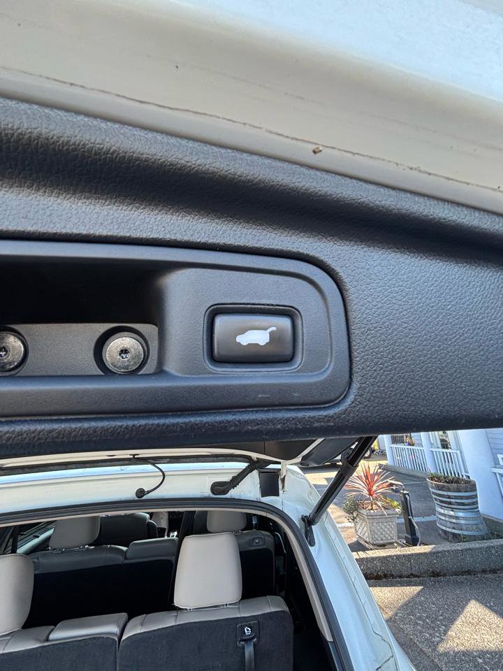 Used 2016 Honda Pilot Touring image 33