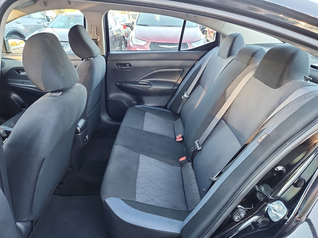 Used 2024 Nissan Versa SV FWD image 10