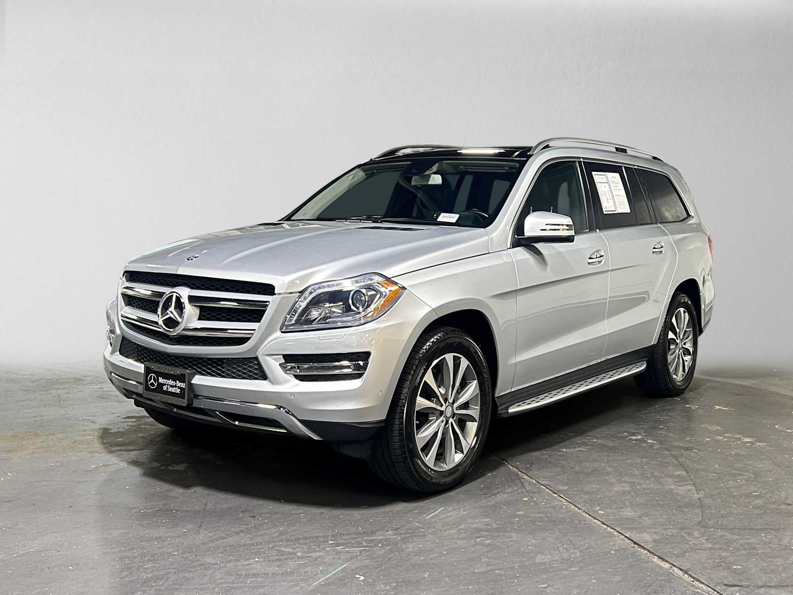 Certified 2016 Mercedes-Benz GL 320 BlueTEC 4MATIC image 7