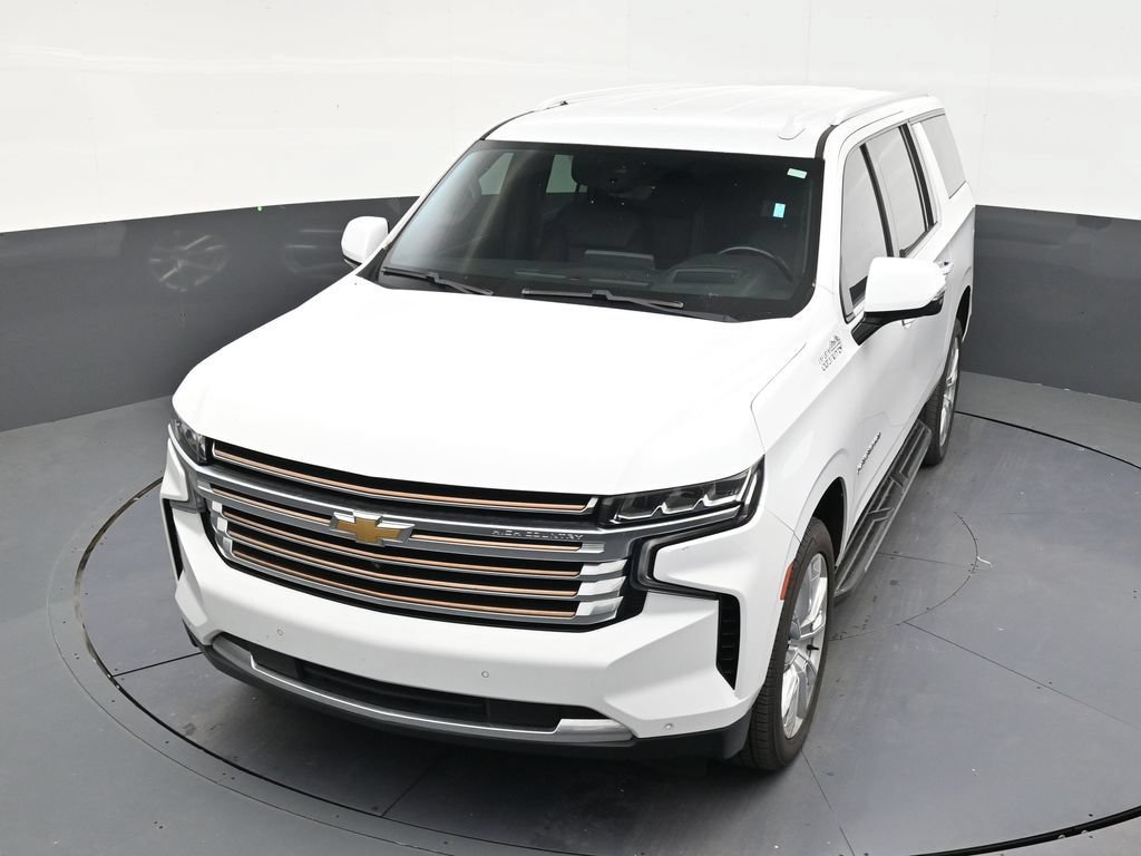 Used 2022 Chevrolet Suburban High Country RWD image 18