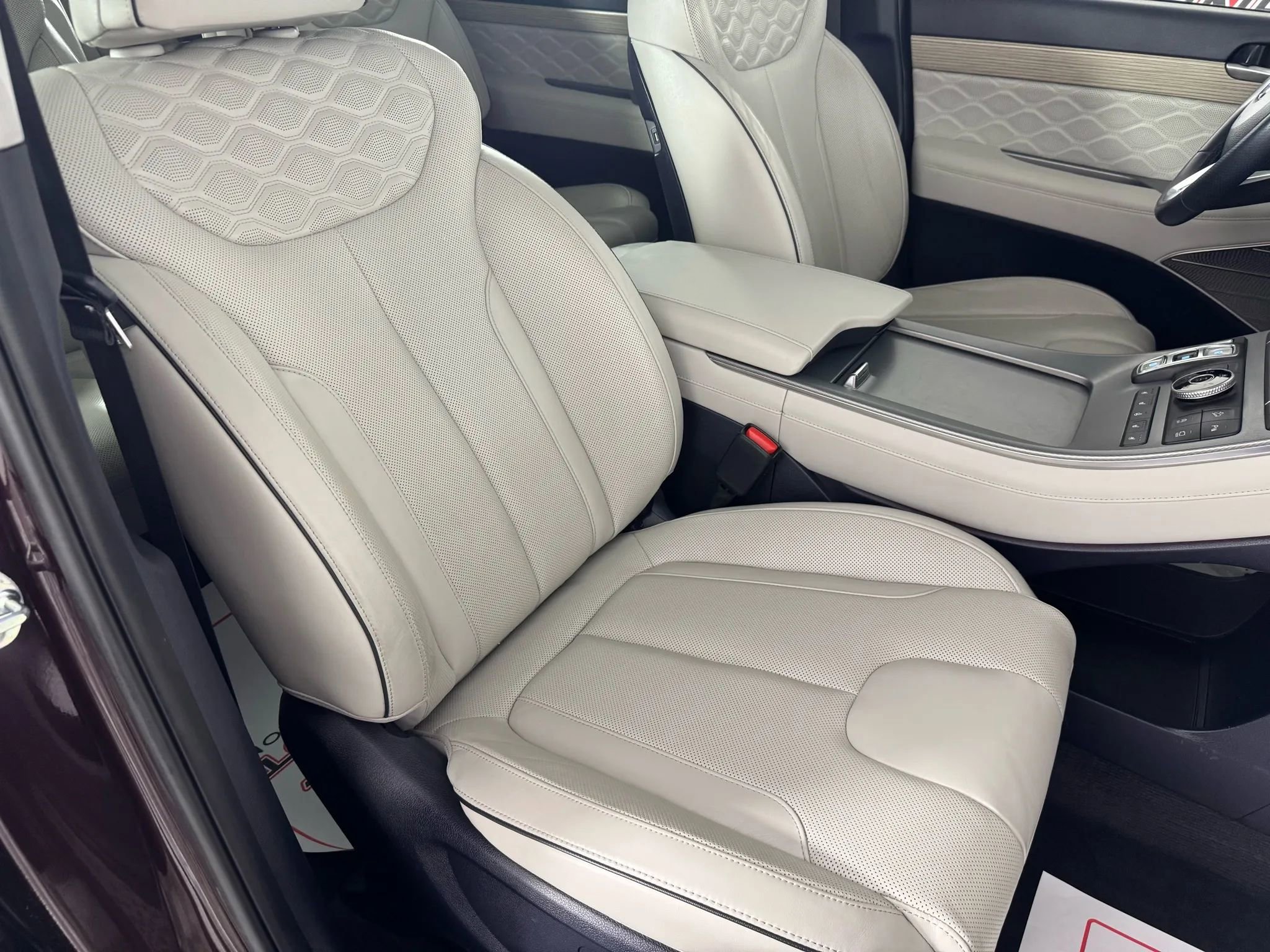 Used 2021 Hyundai Palisade Calligraphy image 40