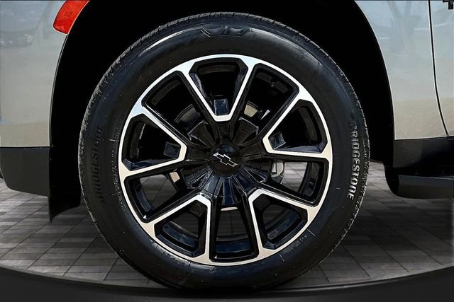 Used 2024 Chevrolet Tahoe RST w/ Luxury Package AWD/4WD image 36