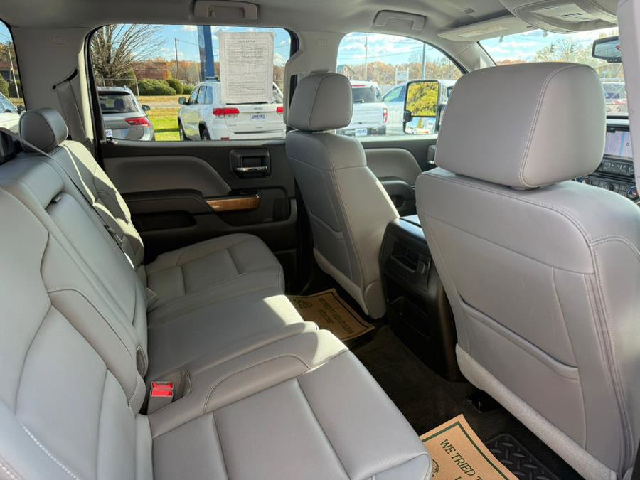 Used 2016 Chevrolet Silverado 2500 LTZ w/ LTZ Plus Package image 26