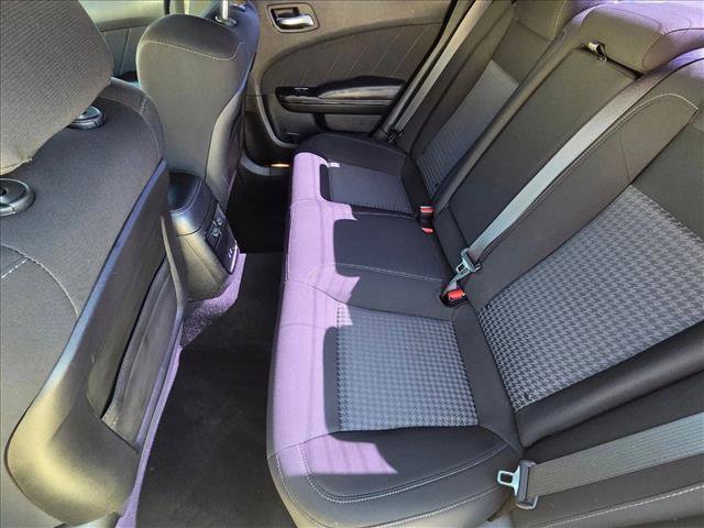 Used 2022 Dodge Charger R/T w/ Blacktop Package image 17