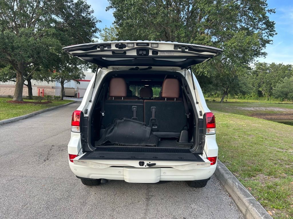 Used 2019 Toyota Land Cruiser AWD/4WD image 11
