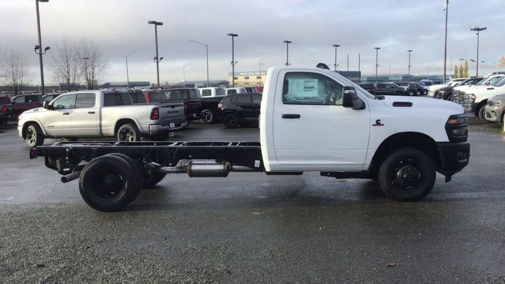 New 2026 RAM 3500 Tradesman image 9