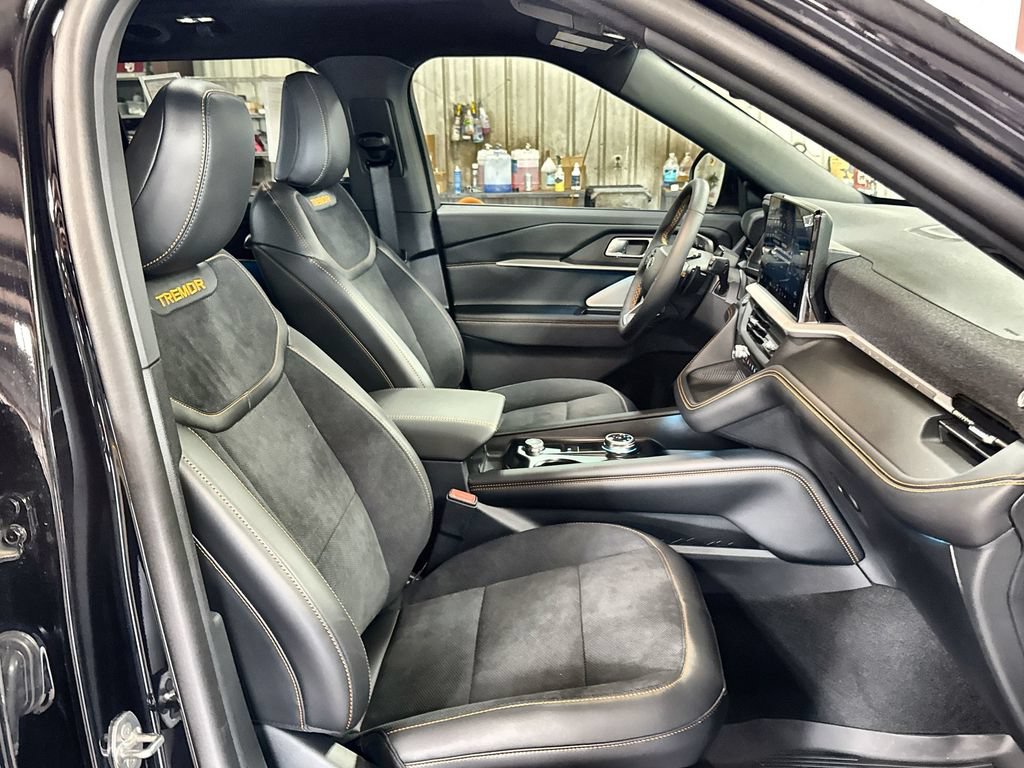 New 2026 Ford Explorer Tremor w/ Tremor Ultimate Package AWD/4WD image 33