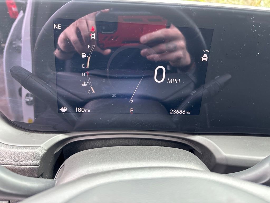 Used 2024 Buick Encore GX Preferred FWD image 26