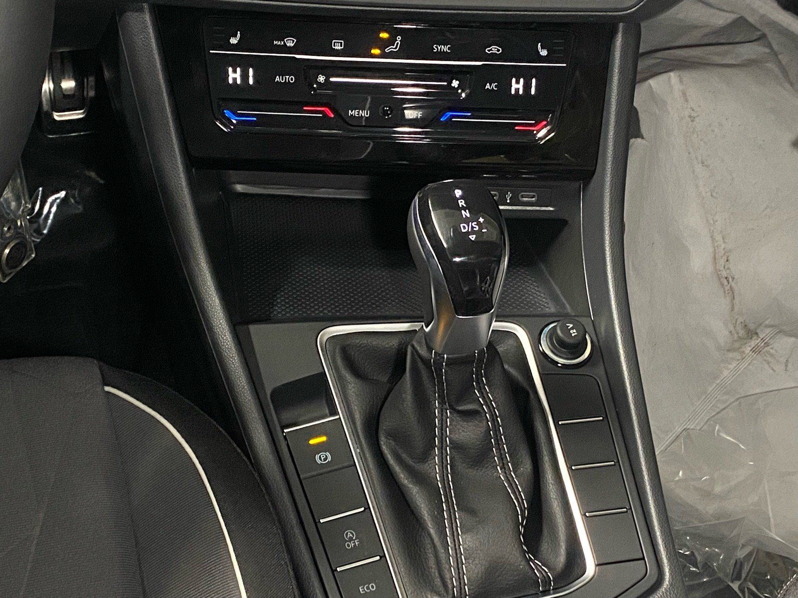 New 2026 Volkswagen Jetta Sport FWD image 6