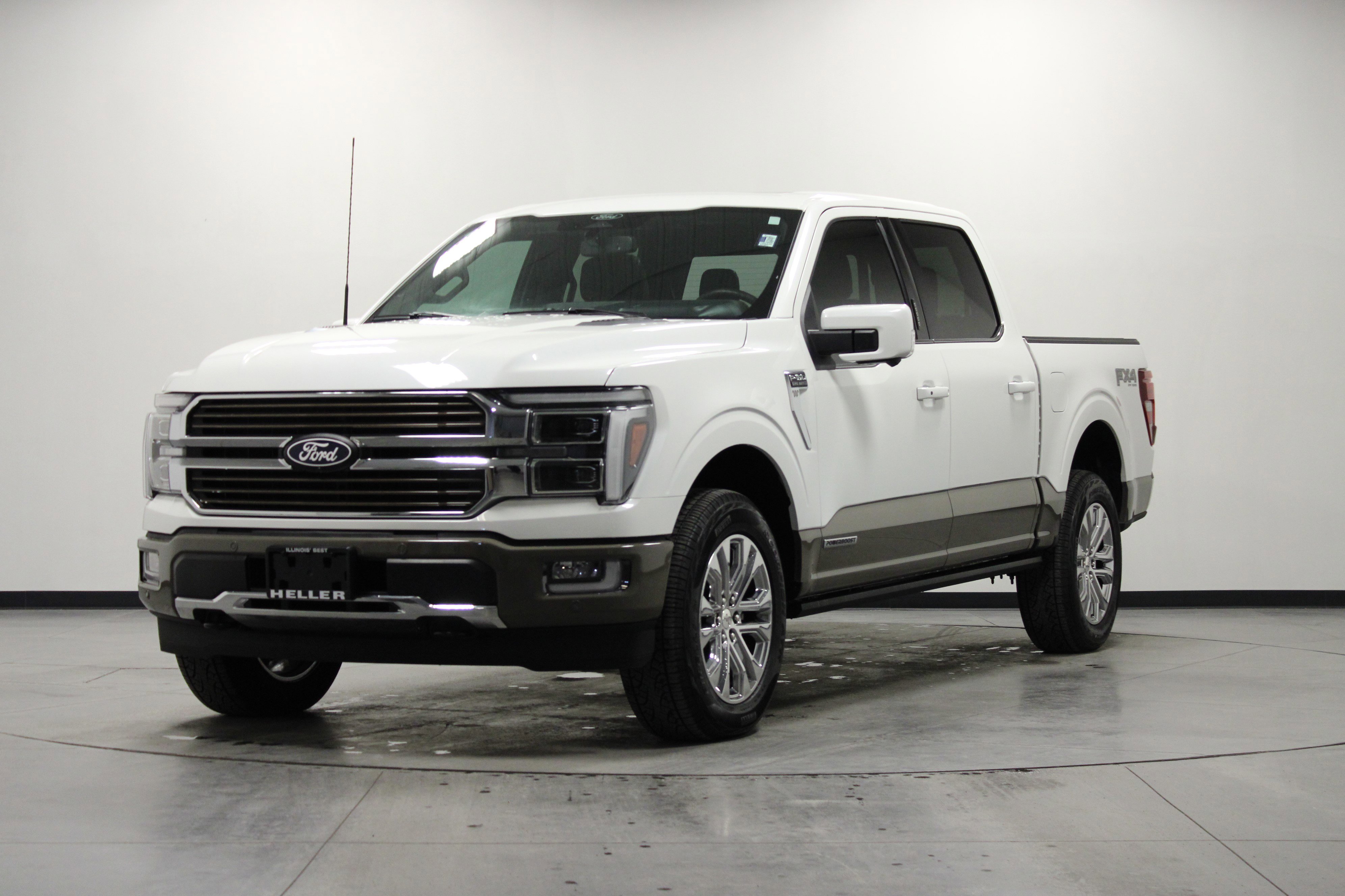 Used 2025 Ford F150 King Ranch w/ FX4 Off-Road Package image 8