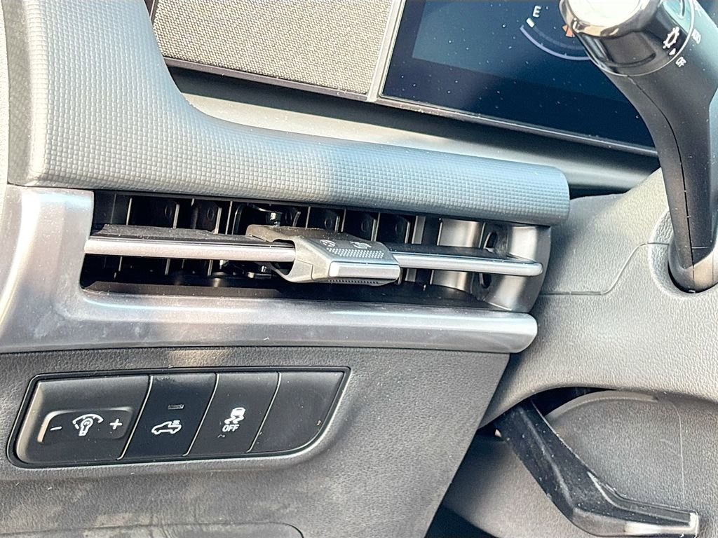 New 2026 Hyundai Santa Cruz SE image 10