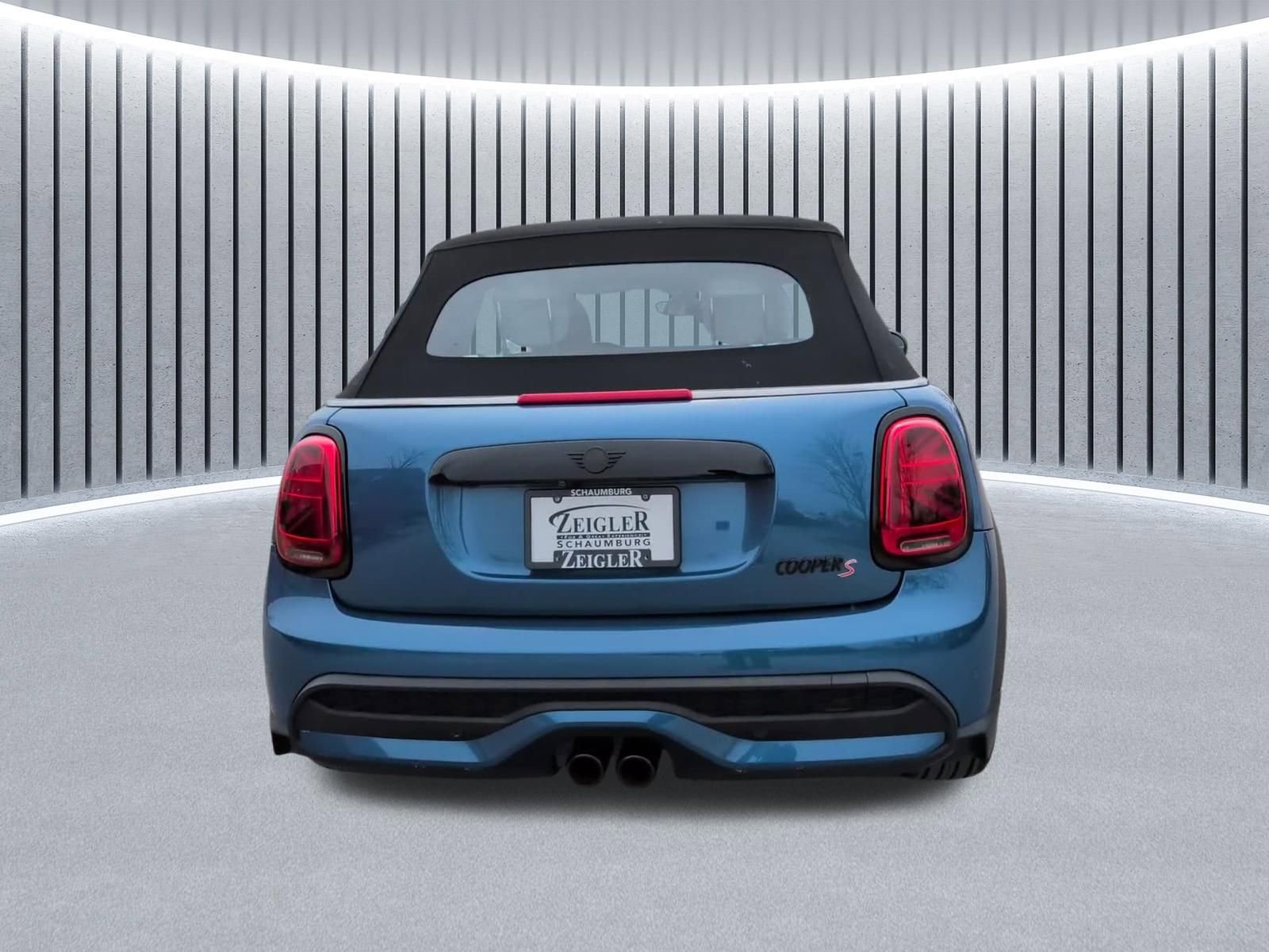 Used 2023 MINI Cooper S w/ Signature Upholstery Package image 8