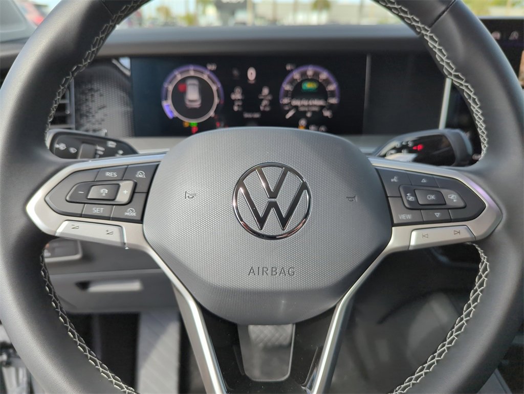 New 2026 Volkswagen Tiguan SE image 39