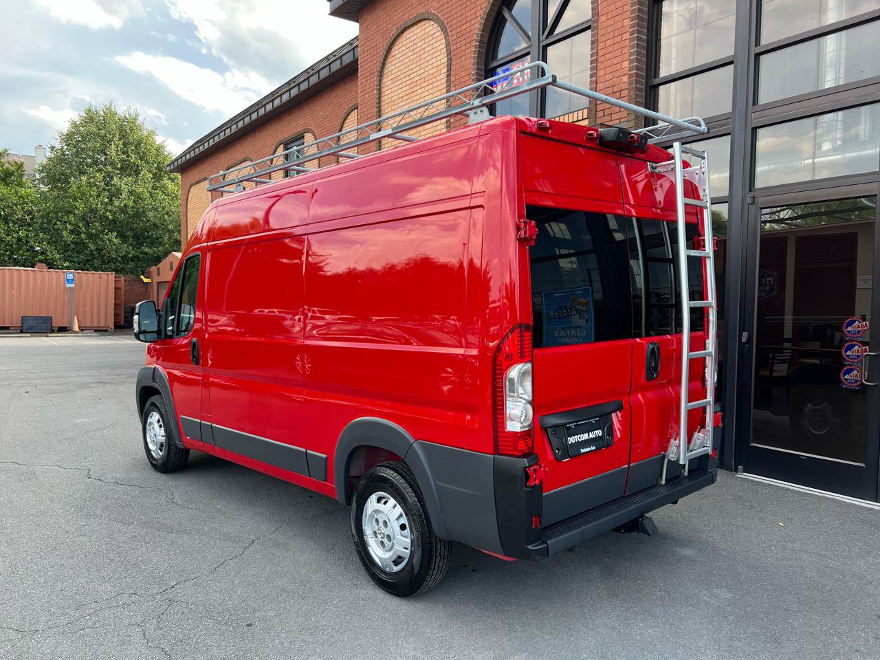 Used 2017 RAM ProMaster 2500 w/ Mopar Trailer Tow Group FWD image 5