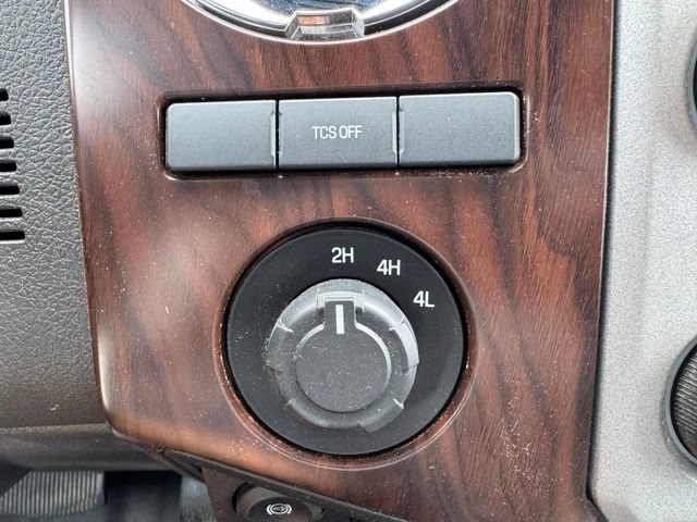 Used 2015 Ford F350 Lariat w/ Lariat Ultimate Package AWD/4WD image 34