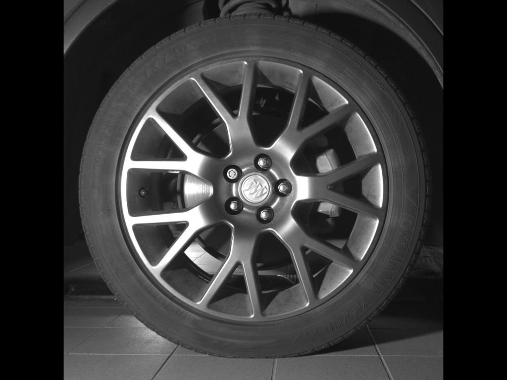 Used 2019 Buick Encore Sport Touring FWD image 10