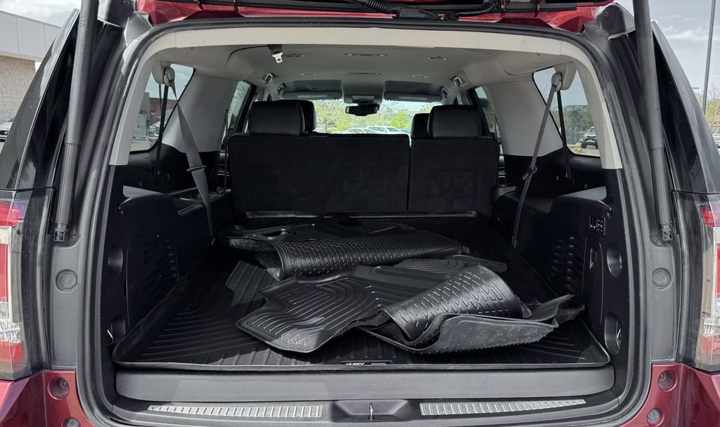 Used 2017 GMC Yukon XL SLT AWD/4WD image 9